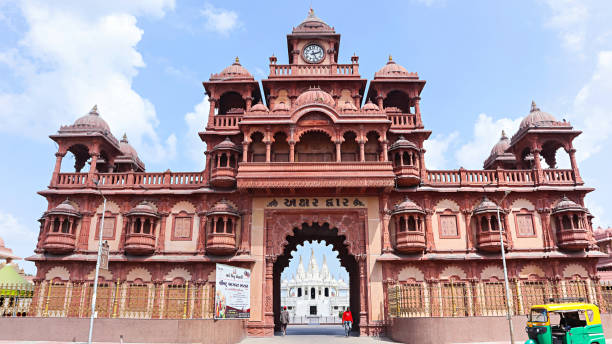 Gujarat Forts & Palaces Tour
